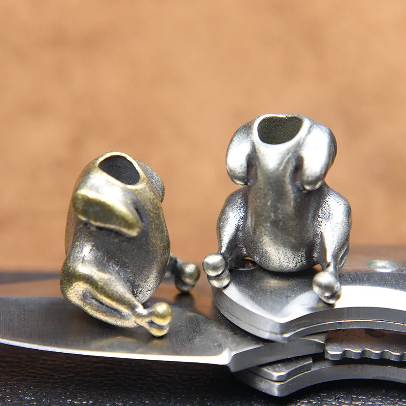NBEADS Lot De 2 Perles EDC En Laiton Pour Paracorde - Tête D'Aigle, 44x23x12mm, Antique Argent Et Or - 5