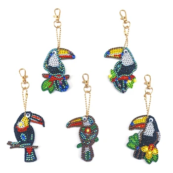 

5pcs New Designs Diamond Keychain Christmas 5D Diamond Painting Mosaic DIY Daimond Embroidery Bag Pendant Ornament Jewelry Gift