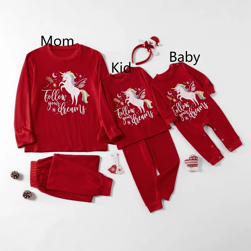 mom and baby girl matching christmas pajamas