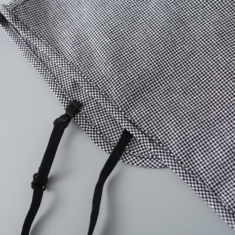 18868159092_681487624