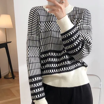 

HLHPYHB Femal Geometry Splice Plaid Knit Sweater Chic Mosaic Batwing Pullover Autumn Female Retro Color Blocking Knitted Outwear