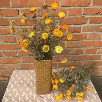 

Retro metal bucket with pure hand-flowers lover grass set of dried flowers stalks chrysanthemum living room decoration real