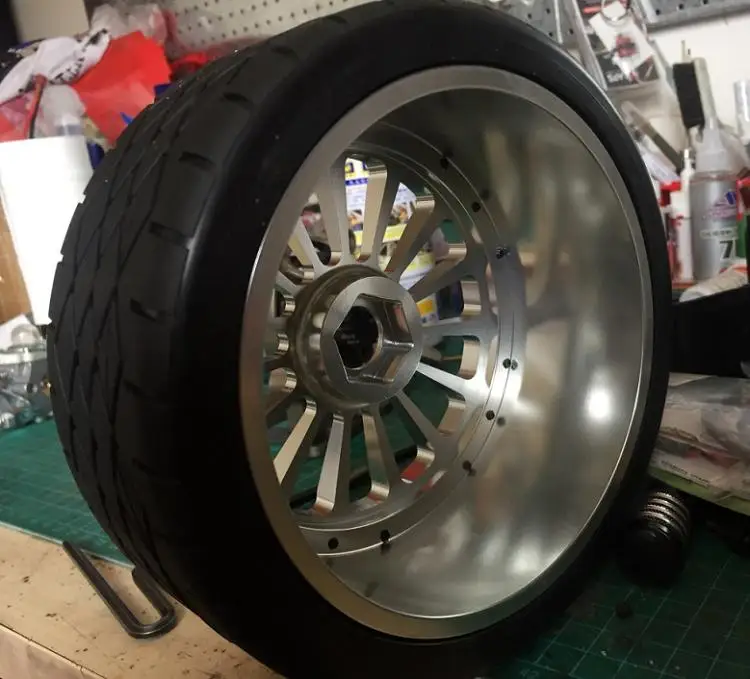 Rovan F5 4WD на дороге MCD XS5 1/5 на дороге шины запасные части комплект кругов сплав обод бедлок из сплава 89053