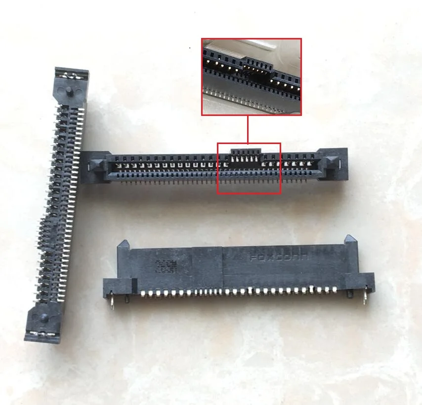 (2PCS) Pice SAS female socket 68 pin SATA connector 68p chip |