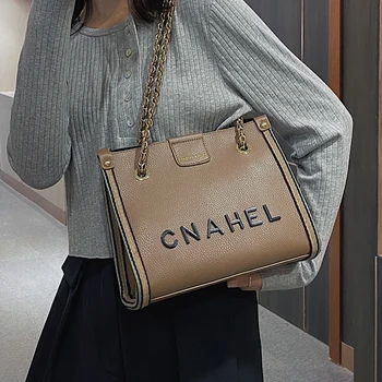 

Luxury Designer Chain Pu Leather Women Messenger Bags Solid Color Crossbody Bags for Women 2020 Channels Bag Handbags Undefined