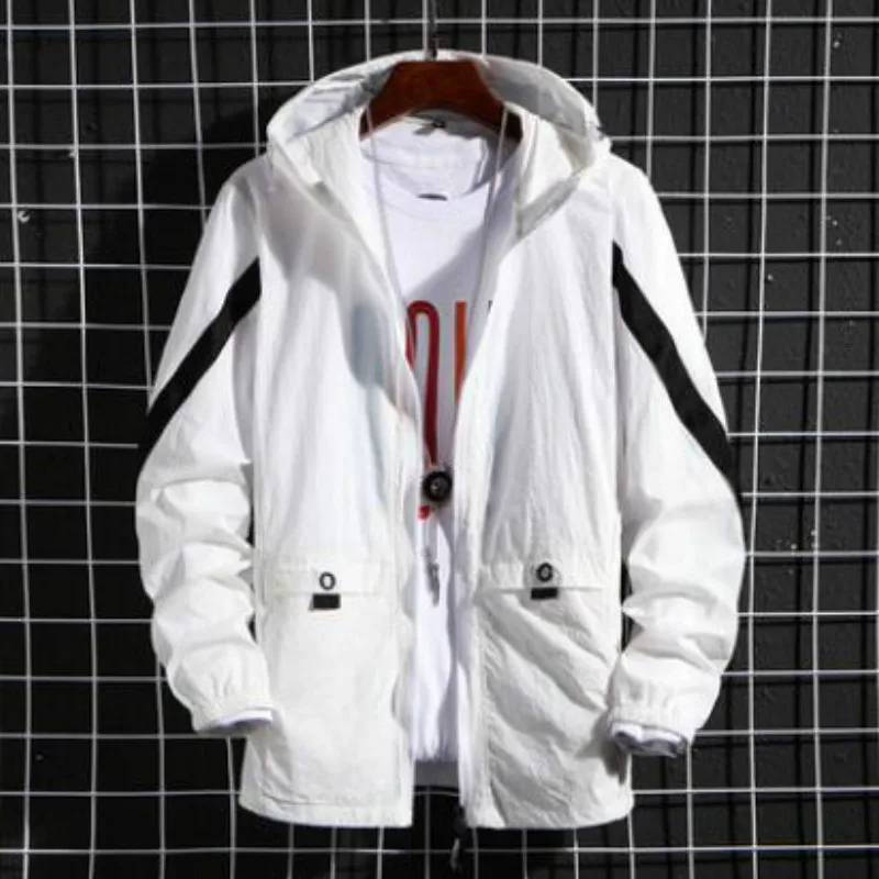 Summer 2020 new hooded jacket loose contrast color matching jacket male Japanese streetwear men's jacket sunscreen clothing Summer 2020 new hooded jacket loose contrast color matching jacket male Japanese streetwear men's jacket sunscreen clothing