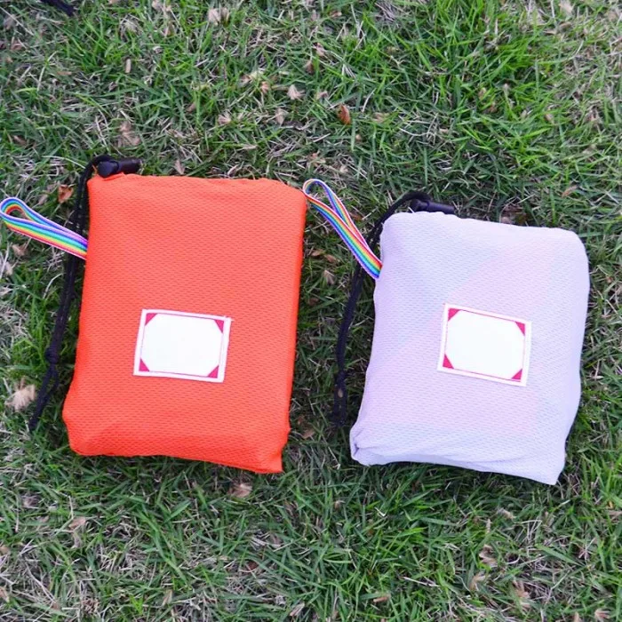 Waterproof Beach Blanket Foldable Camping Picnic Mat Travel Mini Pockets Pad BB55