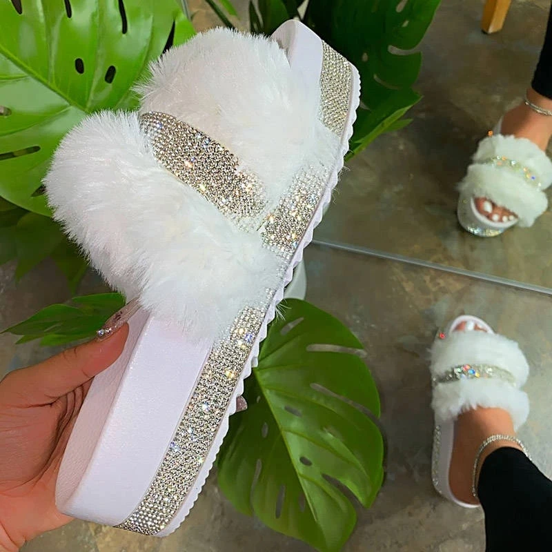 2020 Bling Women's Plush Slippers Fur Slides Rhinestones Outdoor Flat Women Platform Sandals Stylish Casual Shoes Plus Size 43