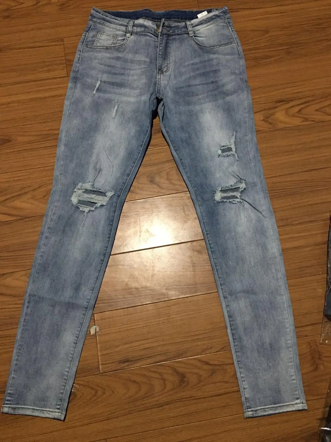 Men's Jeans Skinny Hip Hop Cool Streetwear Biker Embroidery Patch Hole Ripped Zipper Jeans Slim Mens Clothes Pencil Homme Jeans Men's Jeans Skinny Hip Hop Cool Streetwear Biker Embroidery Patch Hole Ripped Zipper Jeans Slim Mens Clothes Pencil Homme Jeans