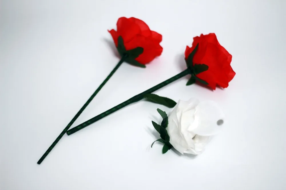 Discoloration roses and Split Roses Magic Tricks Gimmick Props Rose Scarf Appearing Magia Magician Stage Illusions Fun Romantic