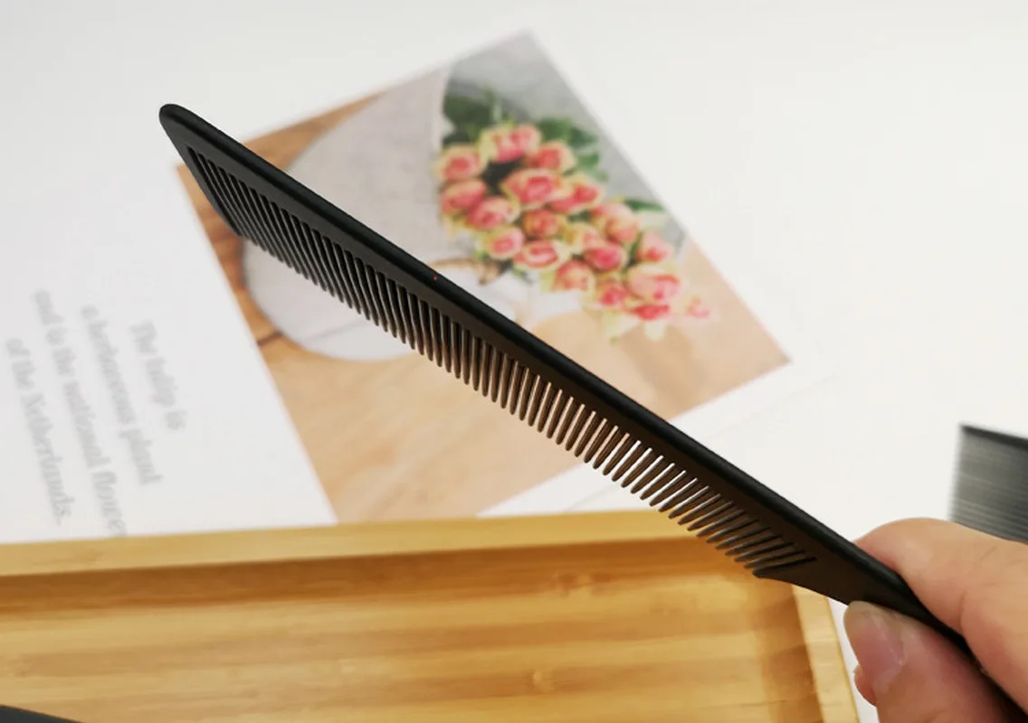 Черный парикмахерский салонный углеродный гребень термостойкий инструмент для