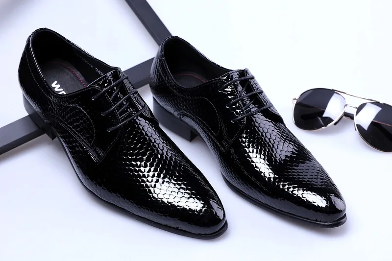 

Men Patent Leather Shoes Lace-up Men Shoes Business Formal Wear Pointed Toe Leather Comfortable Oxfords Chaussure Homme