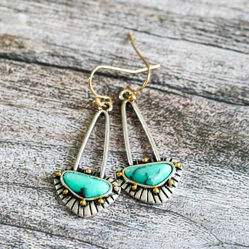 2021 Bohemian Ethnic Style Green Dangle Earrings For Women Tribal Jewelry Vintage Long Drop Earring Fashion Personality Gift