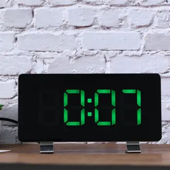 

Digital Alarm Clock LED Clock Multifunction Radio Clock Snooze Display Time Night LCD Light Table Desktop USB Charging
