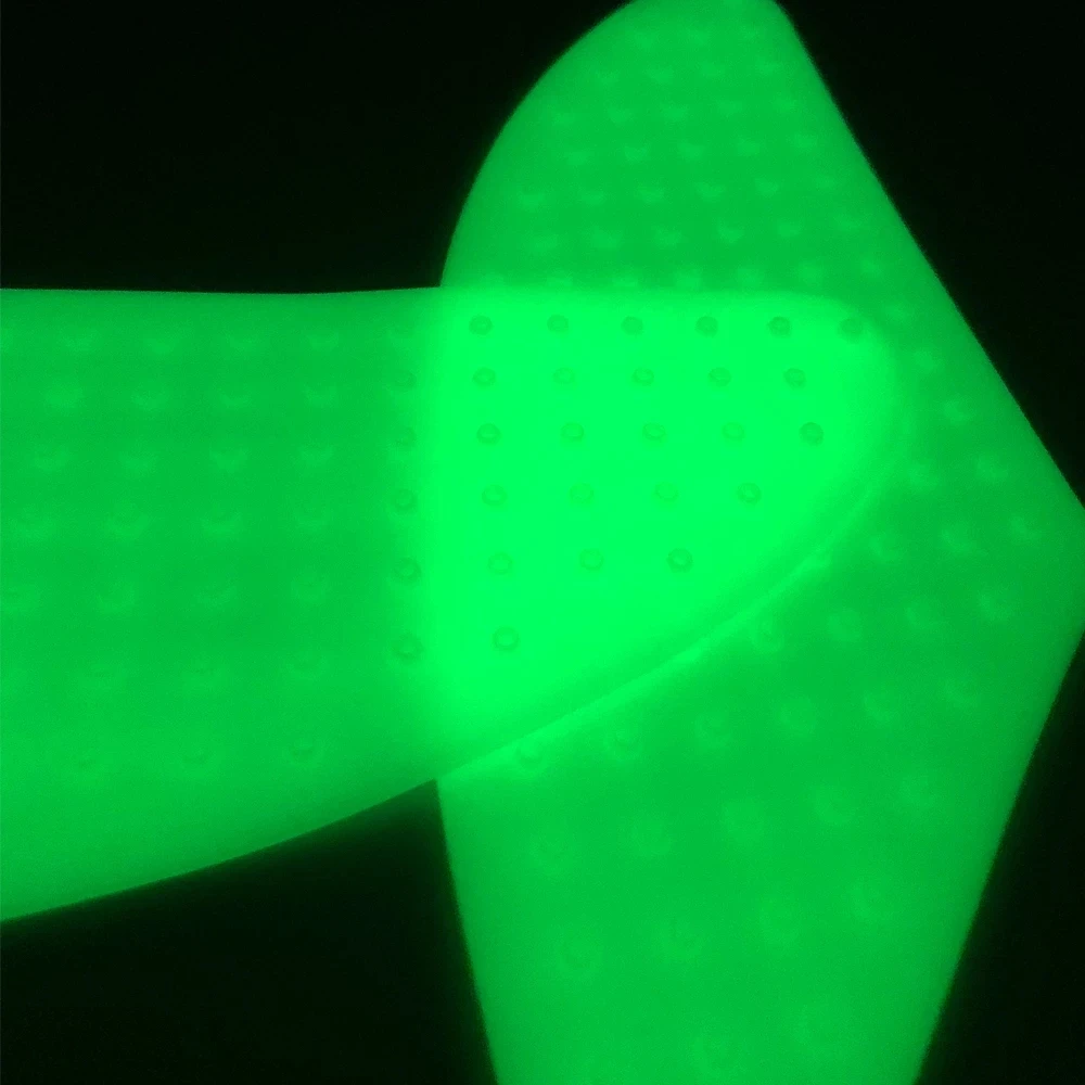 Universal-Motorcycle-Tank-Pad-grips-Protector-Sticker-for-Suzuki-GSX-S1000-GSX-S1000-S750-GS500-Boulevard.jpg_.webp_Q90.jpg_.webp_.webp (5)