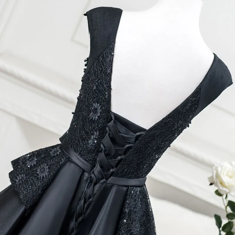 Tanpell Черное вечернее платье с v-образным вырезом, короткими рукавами, кружевной аппликацией, бисером, длиной до середины икры, а-образное вечернее платье