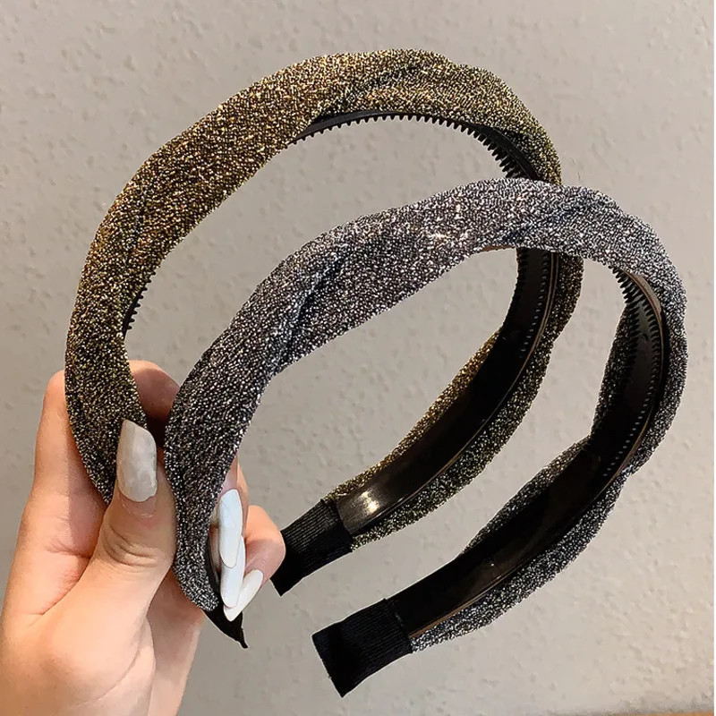

Xwen Store Hairband Women's Simple Hairpin Online Popular Korean Sweet Toothed Anti-slip Hair-pressing Headband 3colors