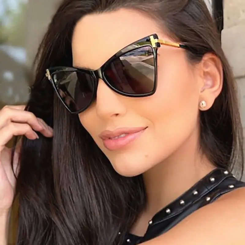 

2020 new triangle cat eye sunglasses female big frame gradient color ocean lens sunglasses fashion trend men driving sunglasses