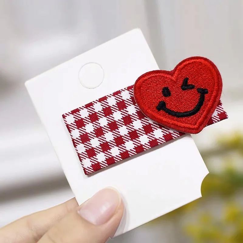 red heart M MISM Корейская пашеное яйцо Радужная ткань со звездами плед мультфильм вышивка BB клип шпилька для девочек детский зажим для волос аксессуары для волос - Цвет: red heart