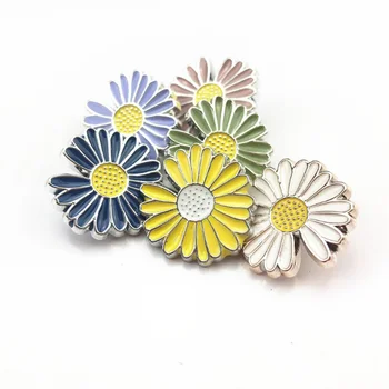 

100 pieces 20mm 25 mm high quality flower plastic buttons same gap small daisy buttons for irregular women's coat suit sewing on