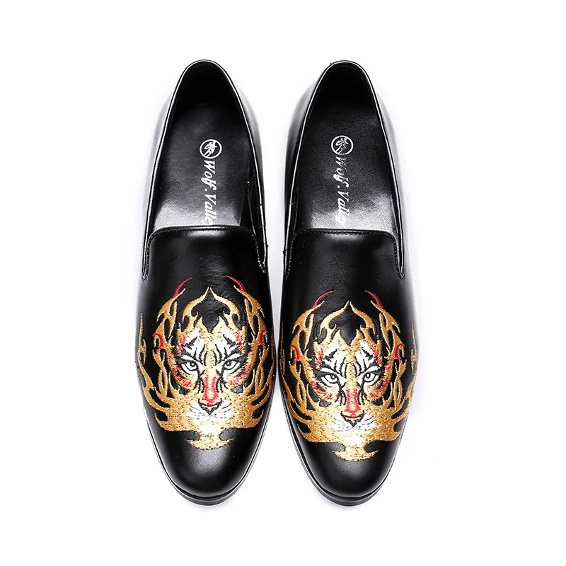 

Men Shoes Leather Korean Style Cowhide Pointed Steel Toe Shoes Man Loafers