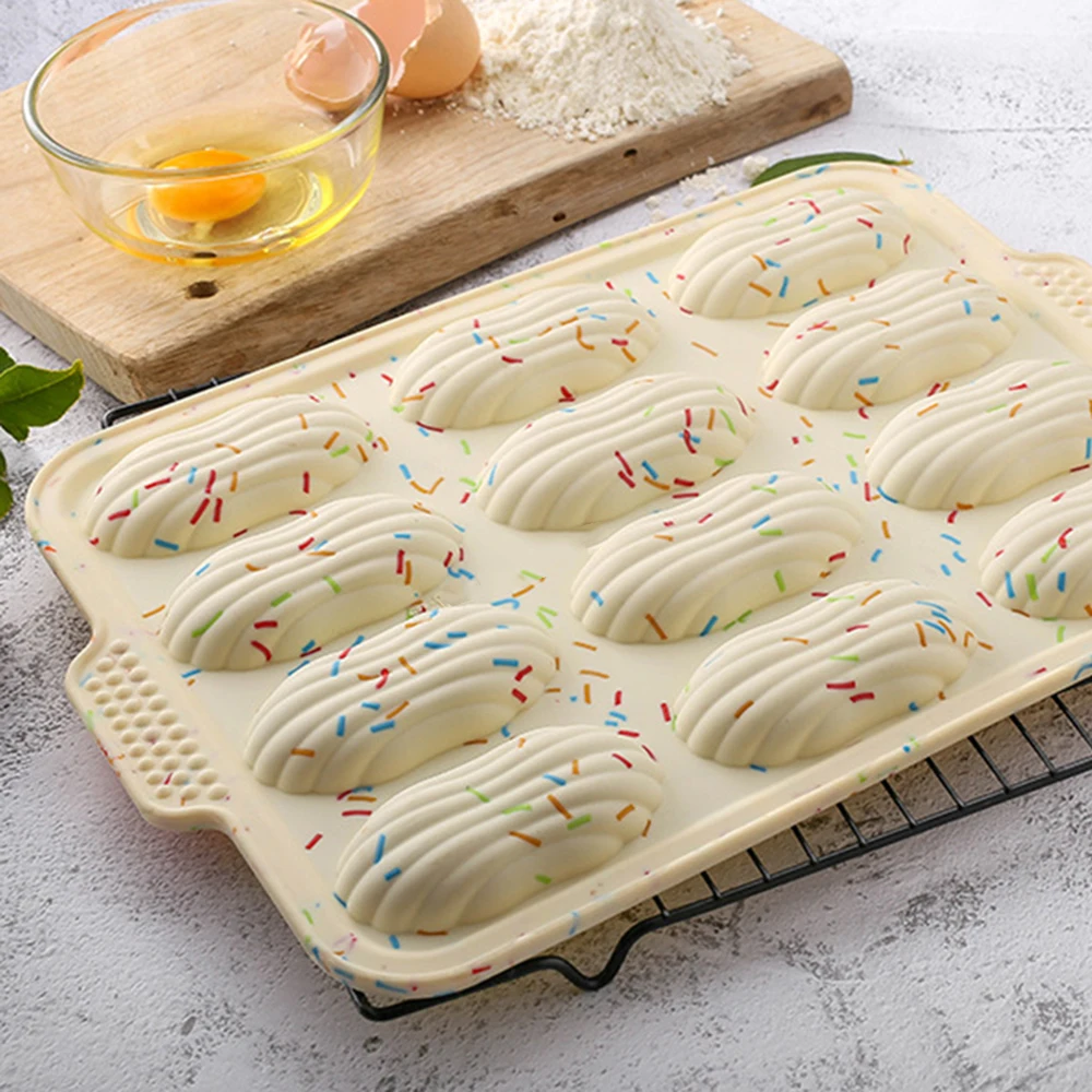 Colorful dot Cake Baking Mold Cookie Silicone Mold DIY Kitchen Baking Tray Mold with HandleCake