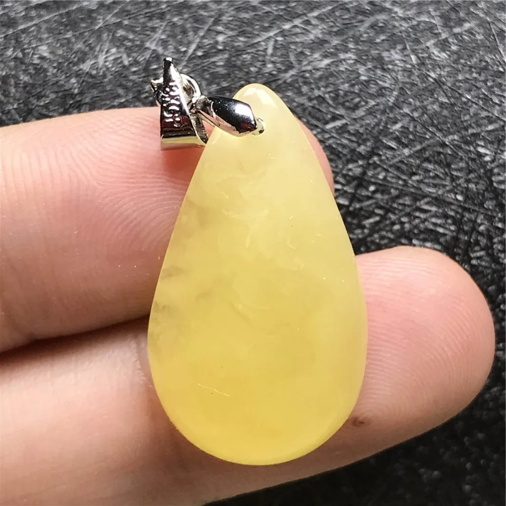 Amber Pendant (115)