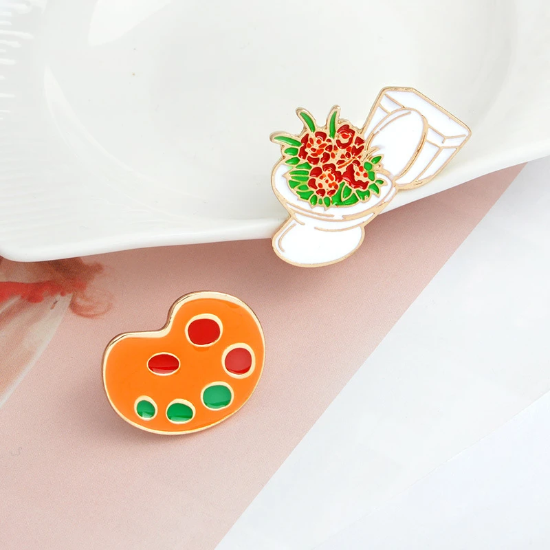1PCS Exquisite Cartoon palette Chrysanthemum Pyramid Brooch wholesale Washing liquid Sewing machine Pin Buckle Free Delivery