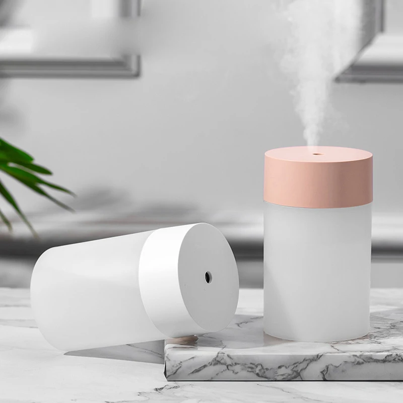 

Portable 280mL Cool Humidifier Simple Air Aroma Diffuser with USB for Vehicle and Beautifully Light Romantic Sleep Room No Noise