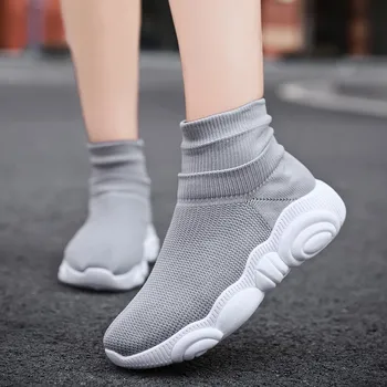 

YRRFUOT Women Casual Shoes Brand Lace-up Outdoor Woman Fashion Sneaker Vulcanized Shoes Zapatos Mujer Women Sneakers Flyknit