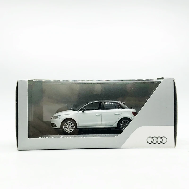Audi A1 Sportbank 1/43 сплава Модель автомобиля Audi коллекция игрушек