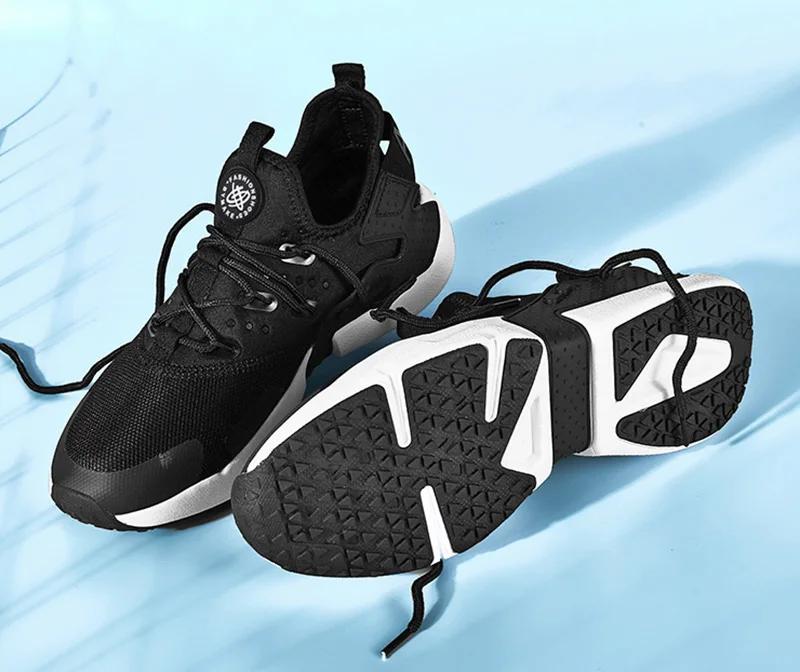 men light running shoes