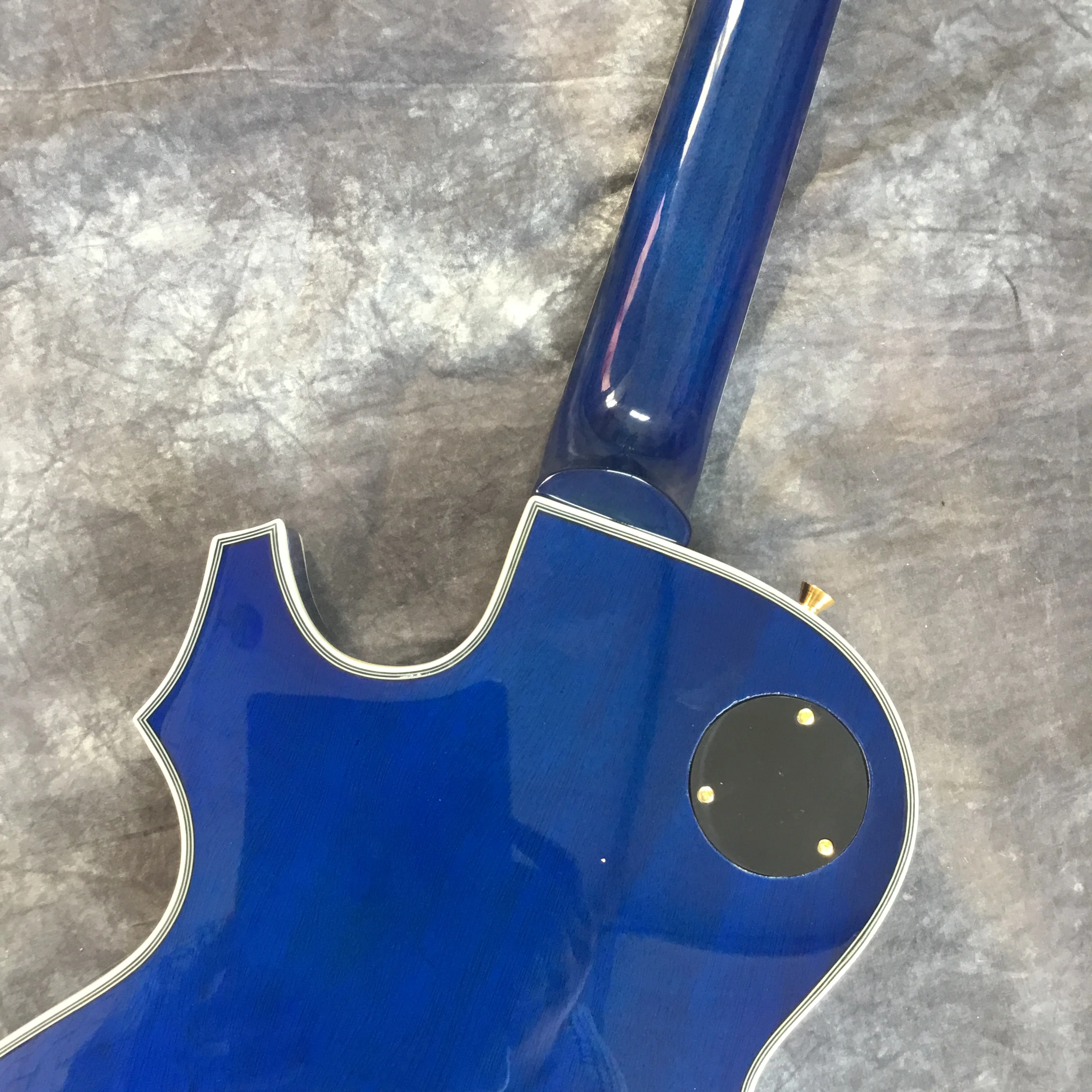 New electric guitar. High quality guitar pickups. Blue color tiger flame gitaar. Gold color hardware. free shipping