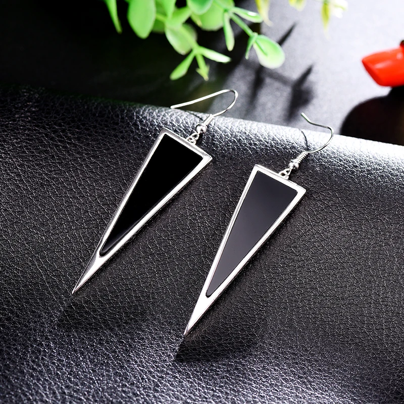 2019 Новые простые модные черные серьги для женщин Европейский дизайн Висячие