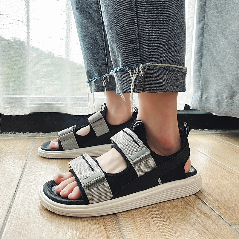 

Summer Men's Hook and Loop Sandals Hong Kong-Style Retro Casual Platform Slippers Outdoor Breathable Beach Shoes Slippers