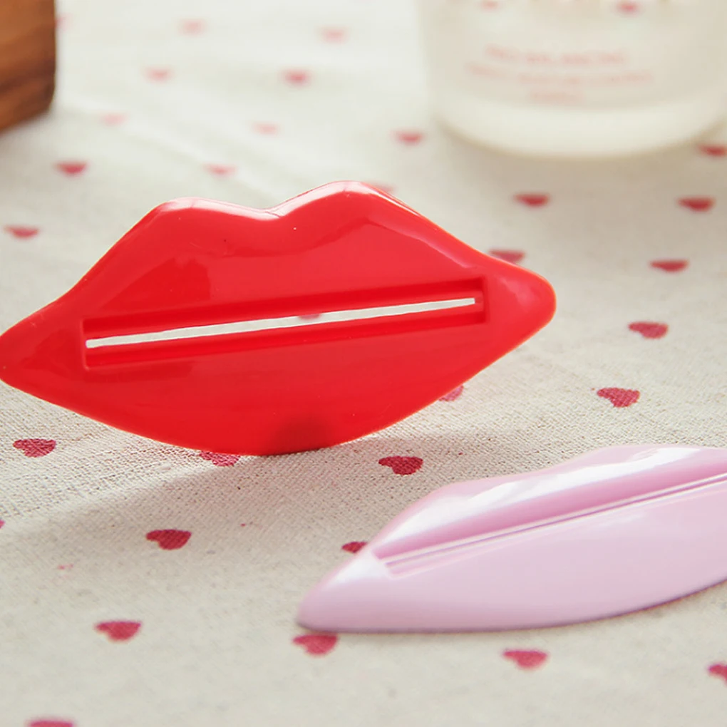 Random Color Toothpaste Dispenser Lip Shape Plastic Tooth Paste Tube Squeezer Rolling Holder for Home Bathroom | Дом и сад