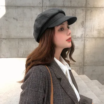 

Joker Octagon Hat Japanese Literary Plaid Cap British Retro Male and Female Painters Hat Beret