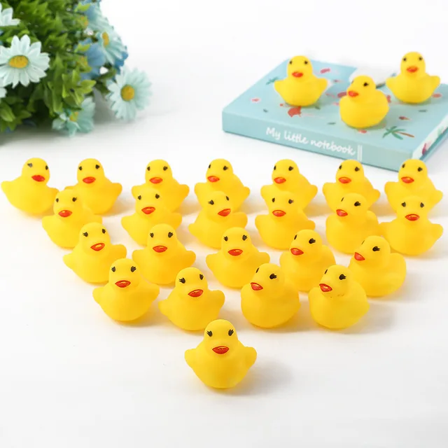 100pcs/lot Squeaky Rubber Duck Duckie Bath Toys Baby Shower Water Toys for baby Children Birthday Favors Gift free shipping 3