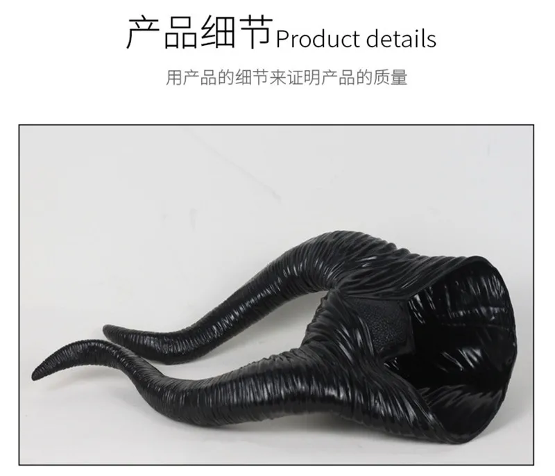 10775918728_1096068279