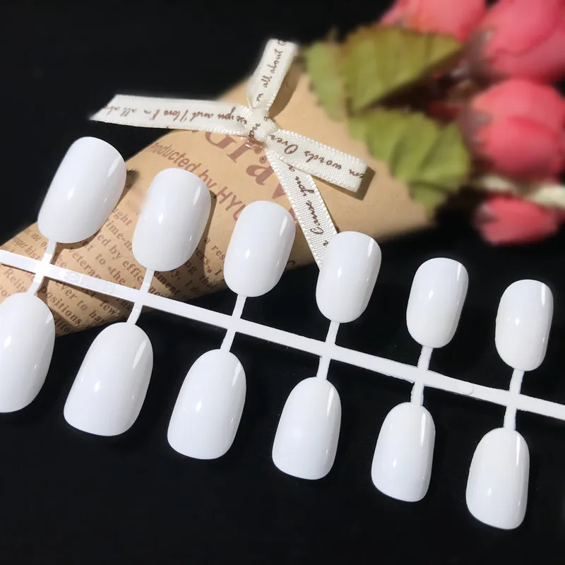 Pink Wedding False Nails Short Oval Impress Press On Fake Nails With Glue Sticker Artificial Plastics Full Cover Fingernails - Цвет: 26-w