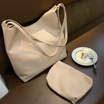 

2020 new women's handbag summer Korean version of the wild ladies single shoulder tote bag large capacity soft leather handbag