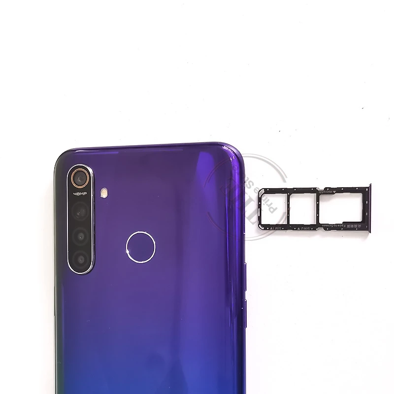 Realme Q 6 3 ''полный экран 2340 × 1080 5 камер 48MP Водонепроницаемый Super VOOC R pro Snapdragon 712AIE