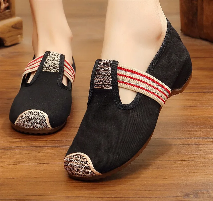 

Womail Shoes Woman Casual Women's Wild Dance Shoes Shallow Single Shoes Outdoor Slippers Soft Bottom Embroidered Light Shoes