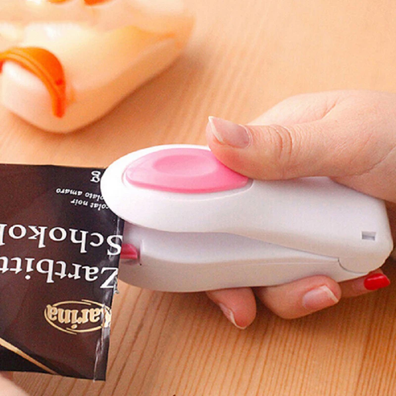 Bag Sealer Mini Handheld Bag Heat Vacuum Portable Sealer Machine Food Saver for Plastic Bags Storage Snack Cookies Fresh