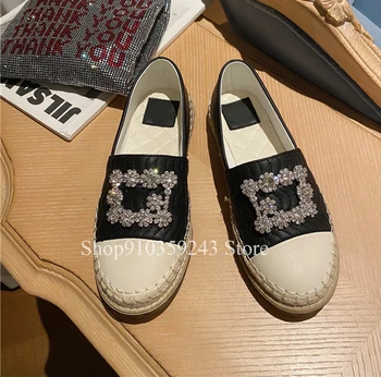 

Ladies fisherman shoes