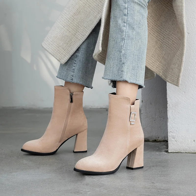 

2019 New Style Large Size 41-43 Thin Boots Women's Martin Boots Short Boots Women's Chunky-Heel Small Women's Boots 31-3341