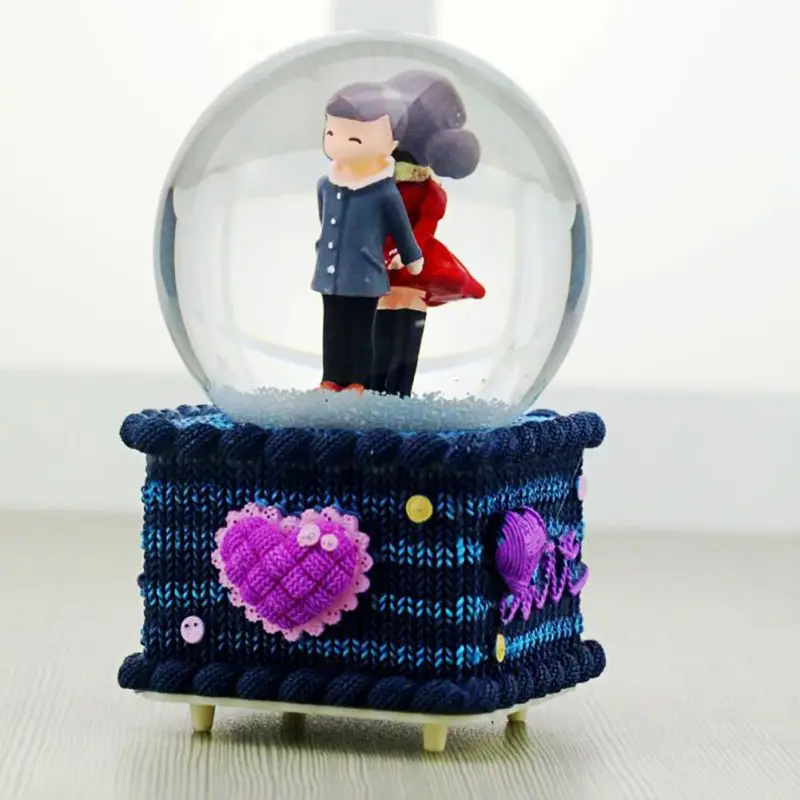 Красочные огни Пара Статуэтка в хрустальный шар любовь база Музыкальная Коробка для Дня святого Валентина украшения