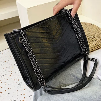 

Chic retro female bag fashion Large Travel Bags Pu leather Shoulder Bag 2020 new Designer Womens Handbags messenger chains bags