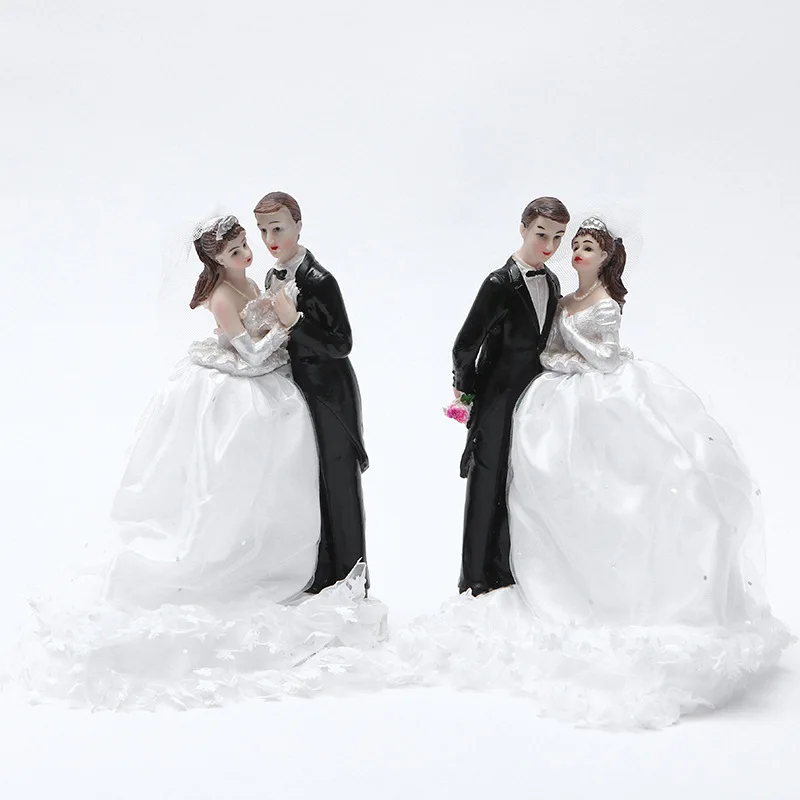 European Style Creative Beautiful Resin Couple Dolls Wedding Cake Topper Bride and Groom Marriage Decoration Party Supplies