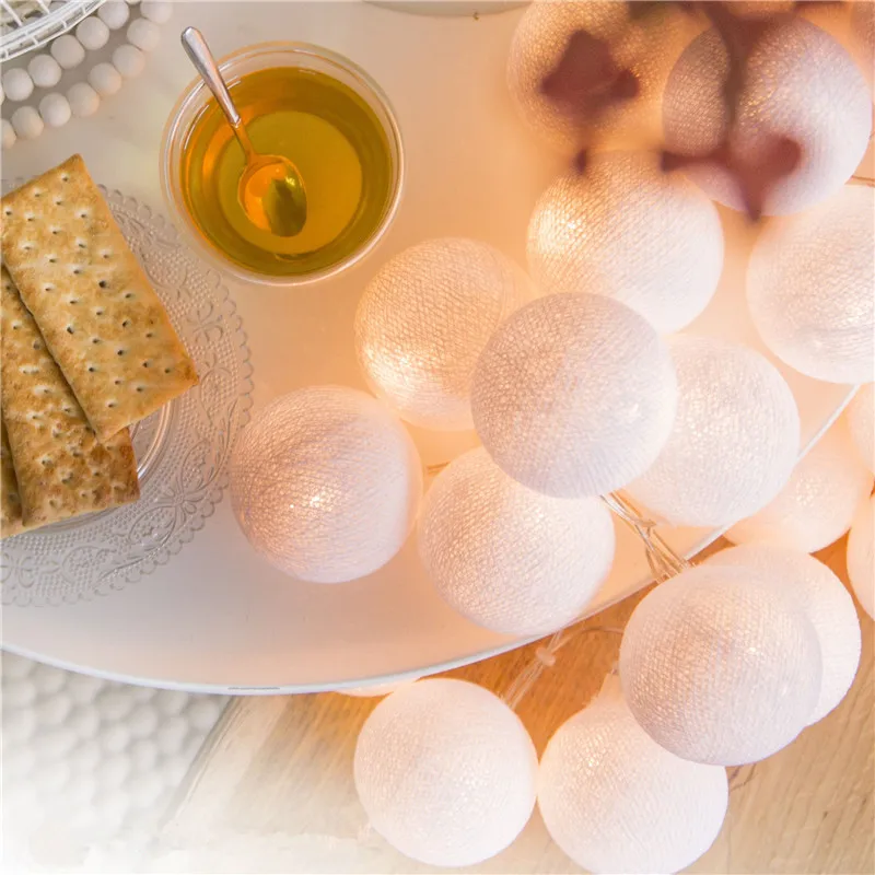 Christmas Decorations For Home Garland LED Cotton Balls String Lights Outdoor Luminaria Night Lamp Diwali Hanukkah Salon Wedding